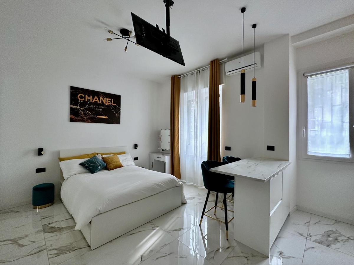 Maison Chanel Milan Luaran gambar